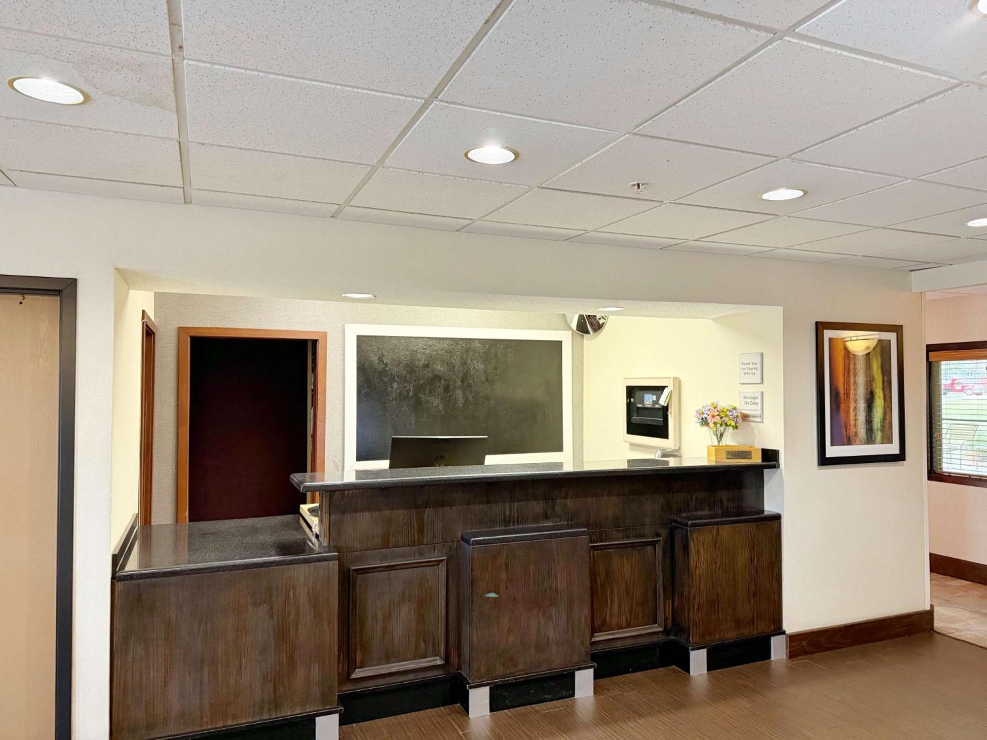 Surestay By Best Western Forsyth Decatur Exterior foto