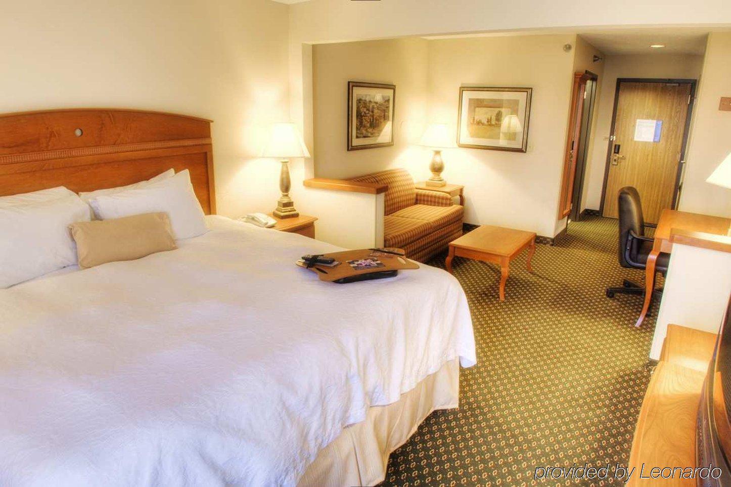 Surestay By Best Western Forsyth Decatur Habitación foto